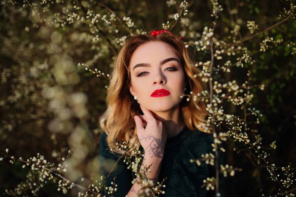 Quelles astuces pour présenter une carte de vins adaptée à un restaurant gastronomique exclusif?