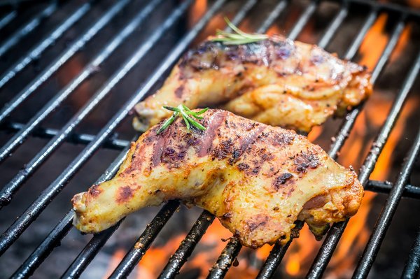 Master Poulet : la rôtisserie qui réinvente le poulet au gril